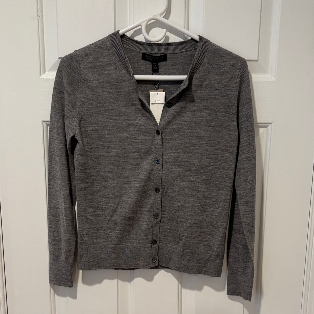 Gray Women's Cardigan Sweater NWT